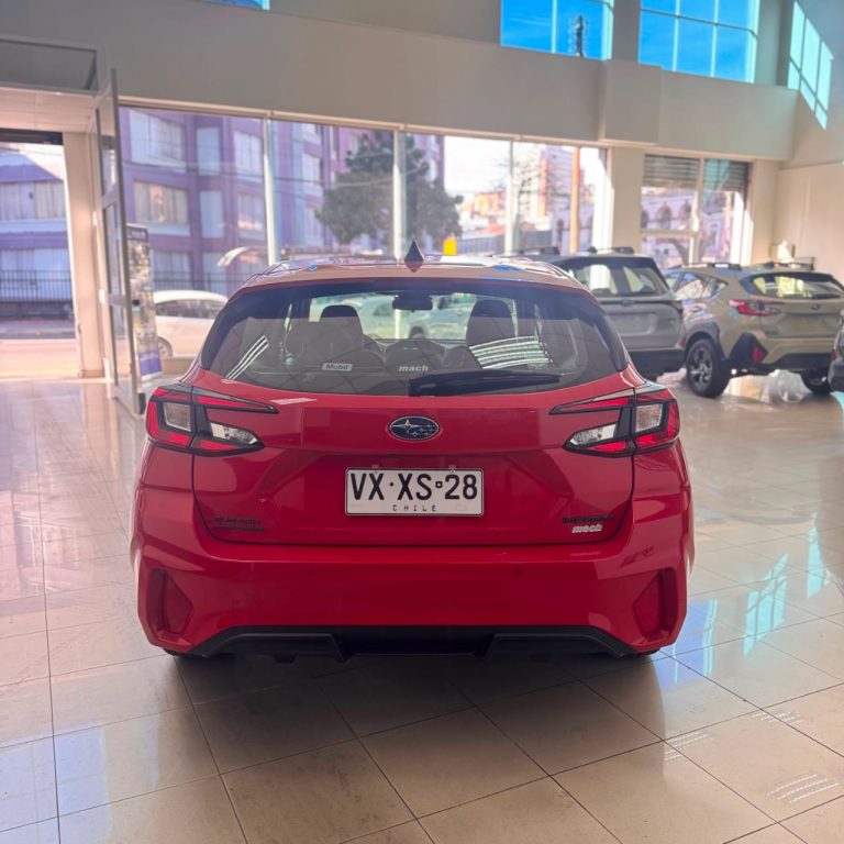 Subaru Impreza — foto 4 de 19