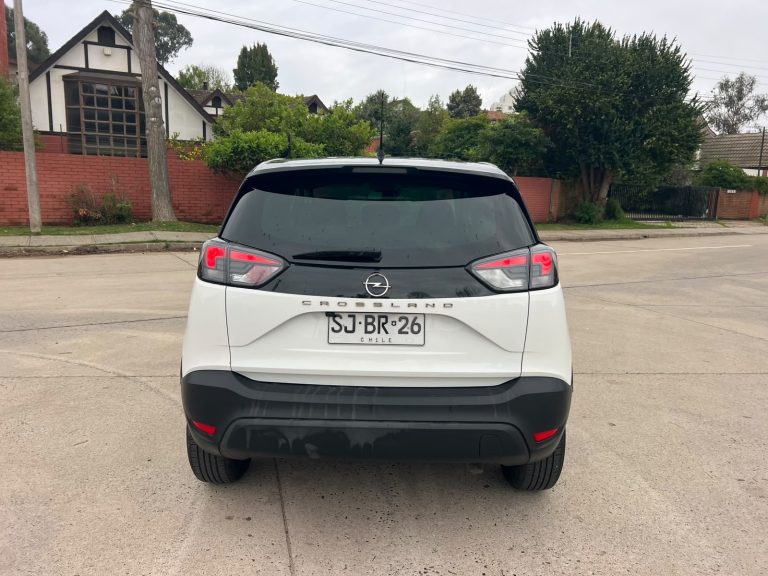 Opel Crossland — foto 8 de 21