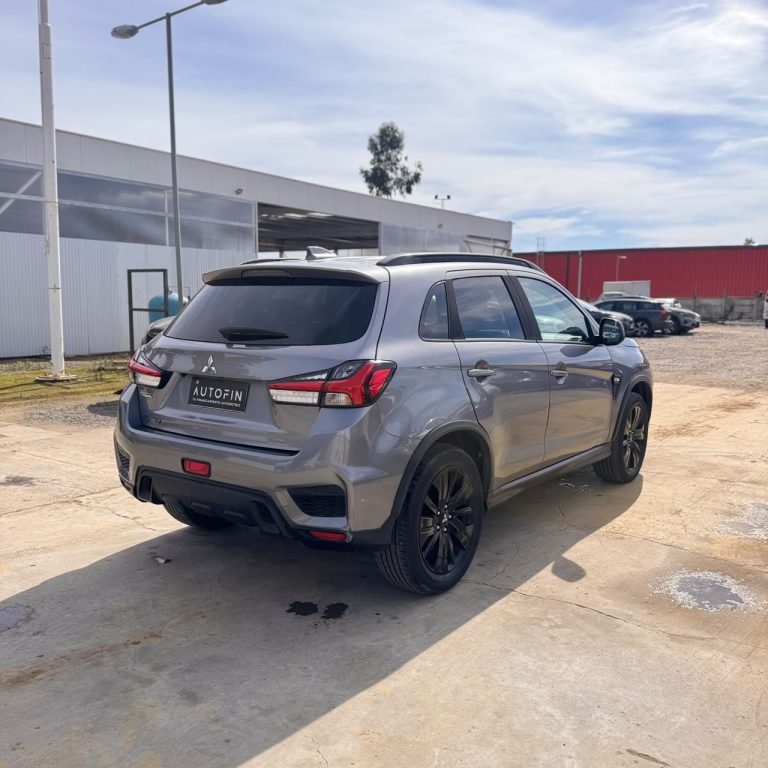 Mitsubishi Asx — foto 8 de 19