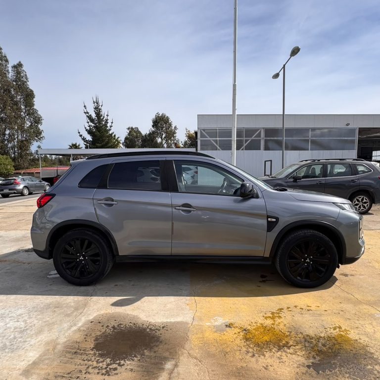 Mitsubishi Asx — foto 7 de 19