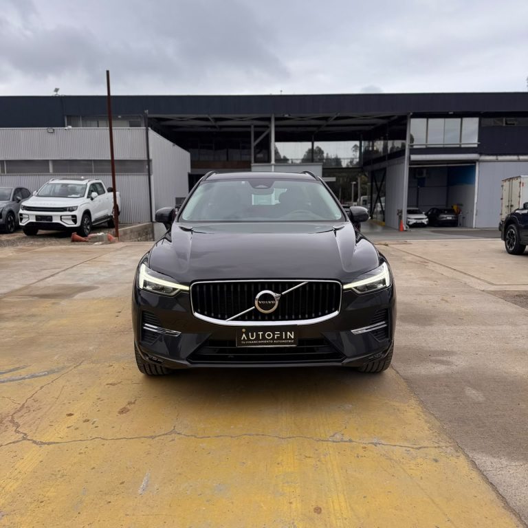 Volvo Xc60 B5 — foto 3 de 21