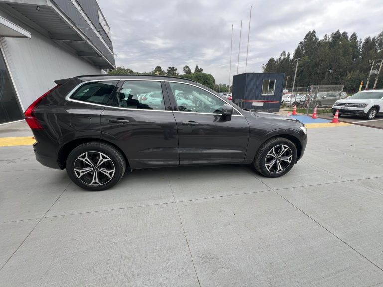 Volvo Xc60 B5 — foto 5 de 21