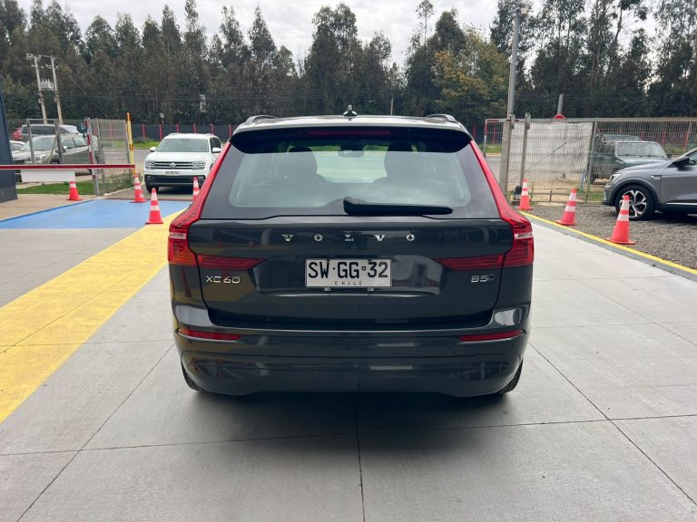 Volvo Xc60 B5 — foto 6 de 21