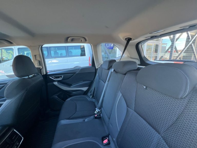 Subaru Forester — foto 9 de 21