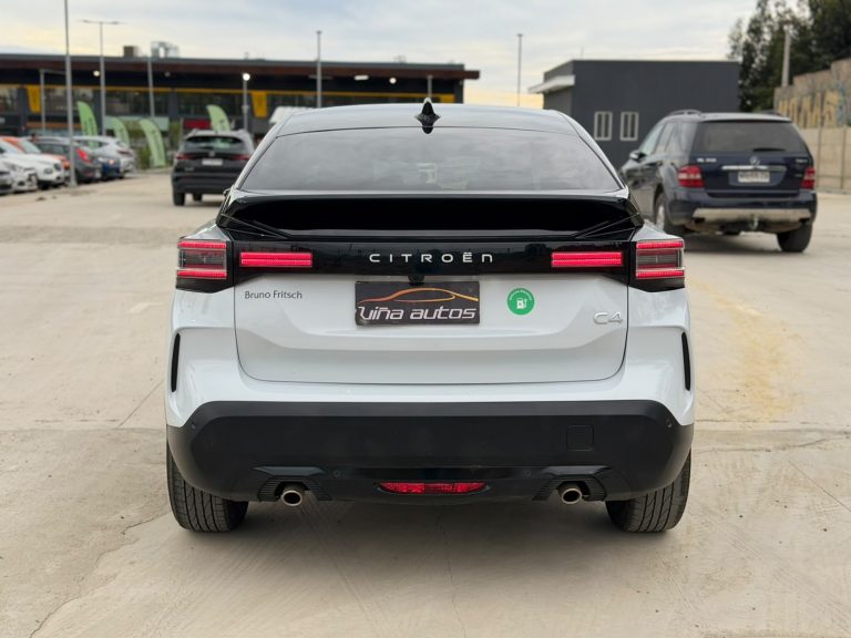 Citroën C4 — foto 7 de 21
