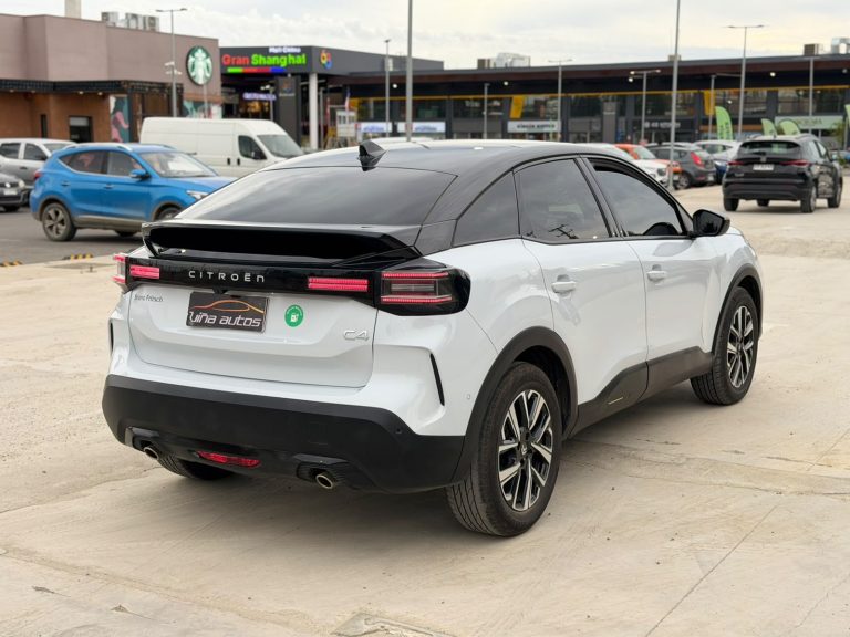 Citroën C4 — foto 8 de 21
