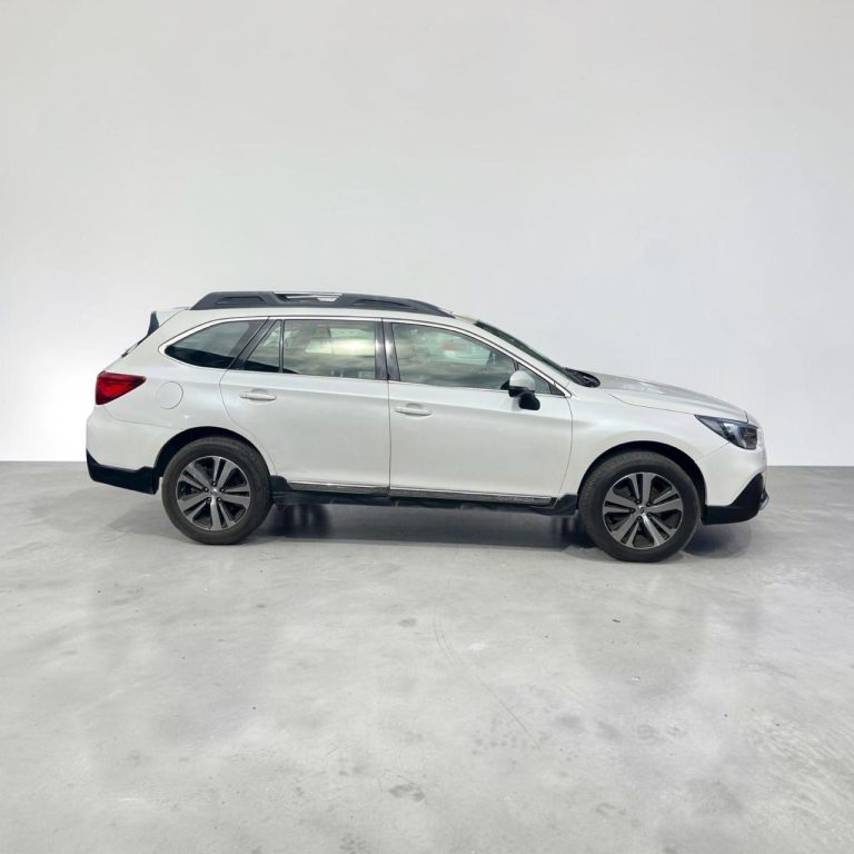 Subaru Outback — foto 7 de 21