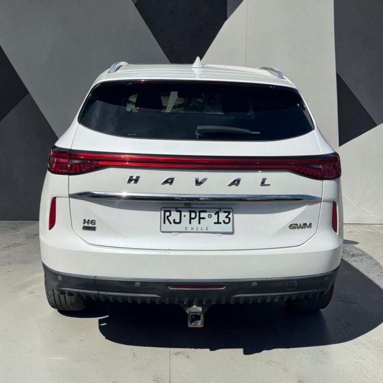 Haval H6 — foto 7 de 21