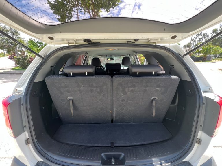 KIA Sorento — foto 10 de 21
