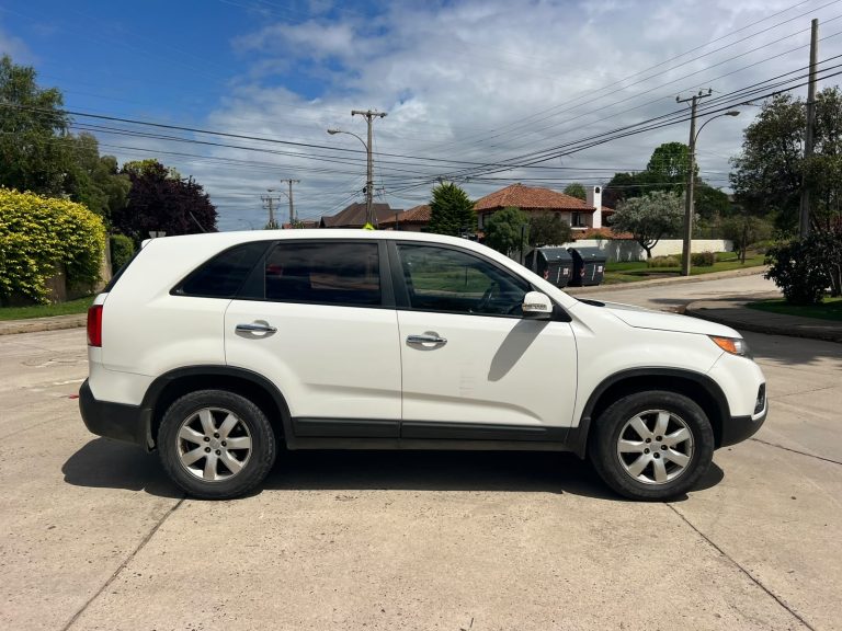 KIA Sorento — foto 6 de 21