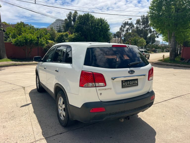 KIA Sorento — foto 9 de 21