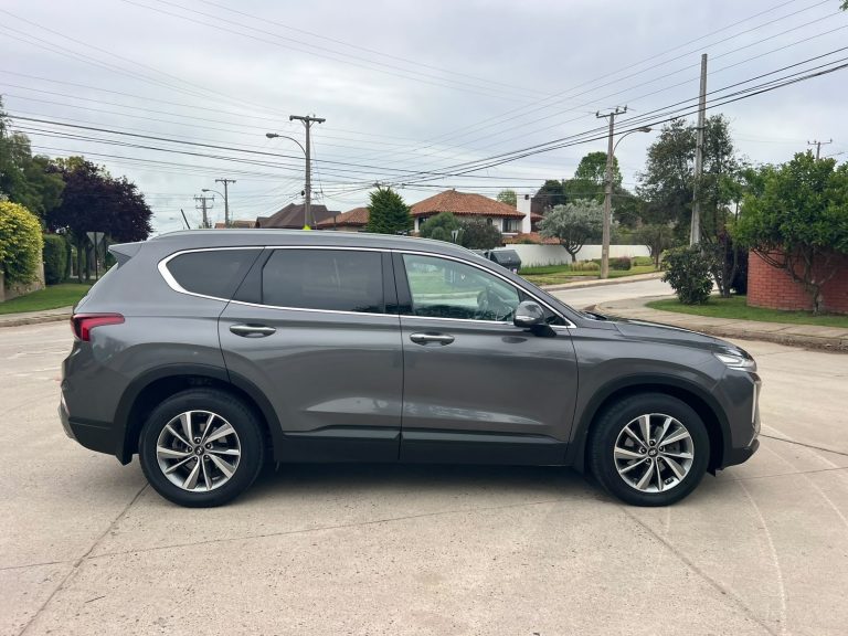 Hyundai Santa Fe — foto 5 de 21