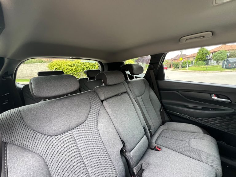 Hyundai Santa Fe — foto 7 de 21