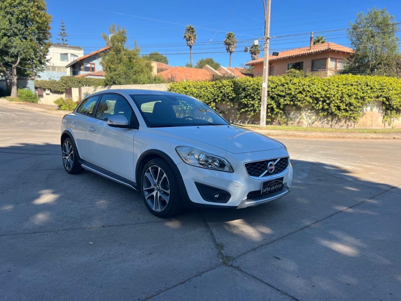 Volvo C30 — foto 1 de 1